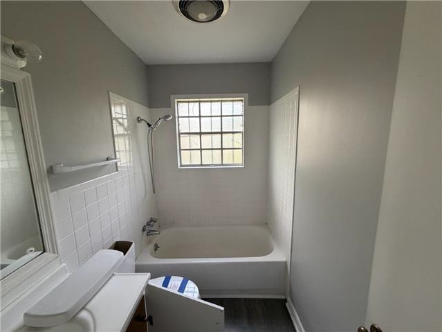 118 Scottdale Dr photo