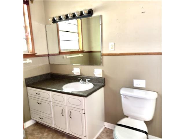 2719 Moot Avenue photo