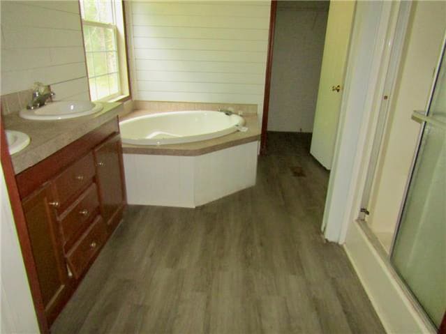 11515 Robert Rd photo