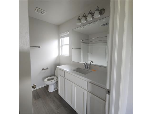 1037 Piper St photo