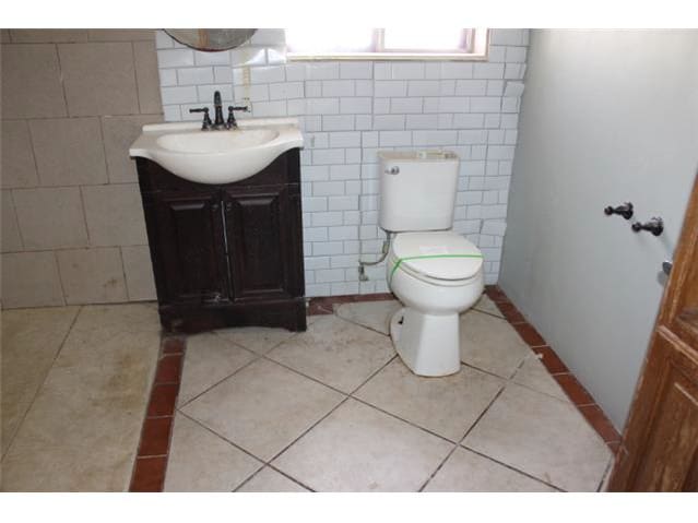 556 Hydrangea Ave photo