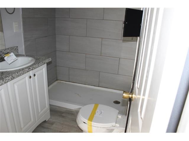 875 Woodrow St photo
