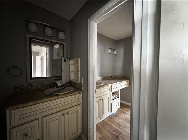 27 Brandon Hall Dr Apt C photo