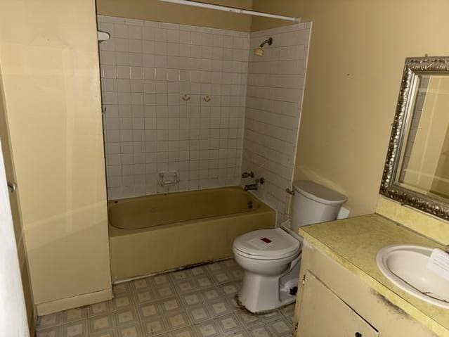 96 Hill St photo