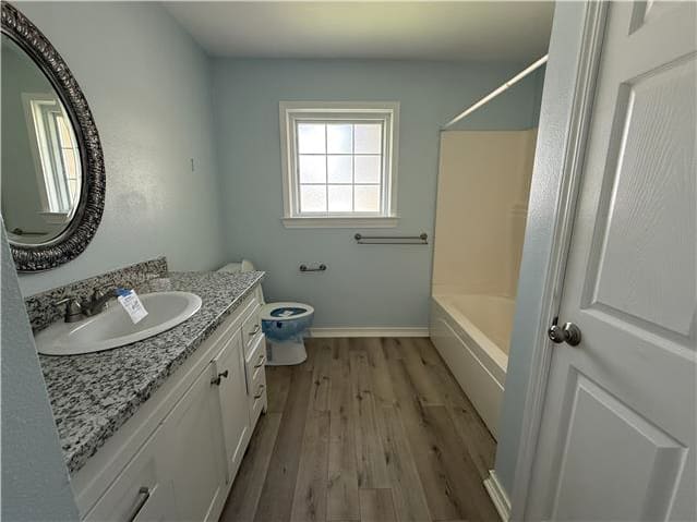 2127 Middle Dr photo