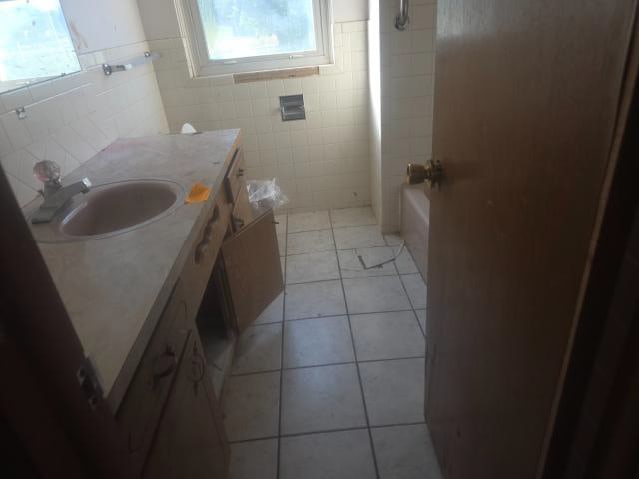229 Randall Dr photo