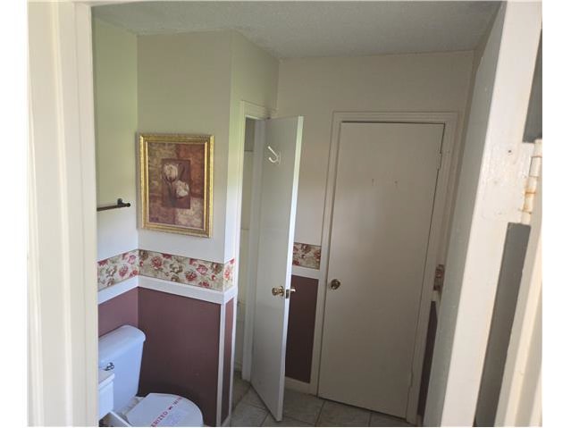 406 Palmer Cir photo