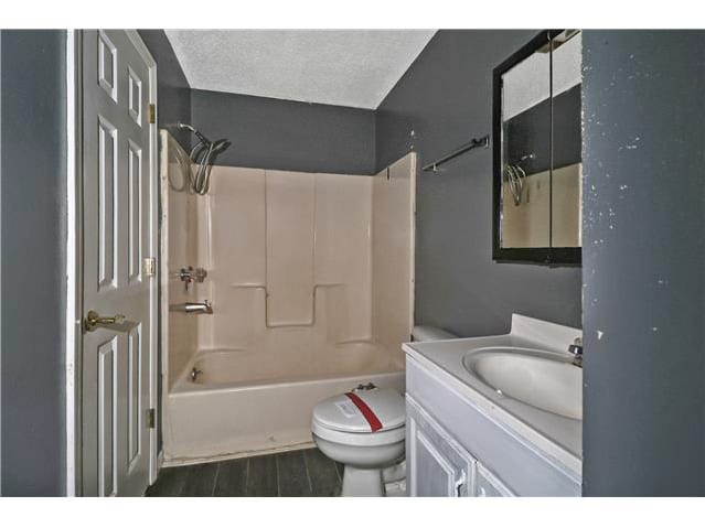 106 Willow Creek Rd photo