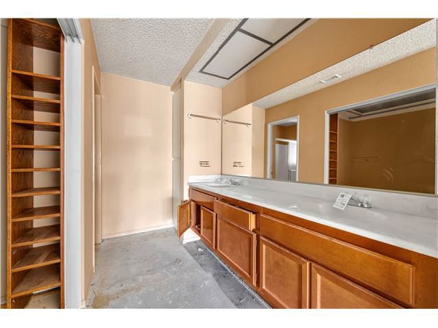 37134 Calle Real photo