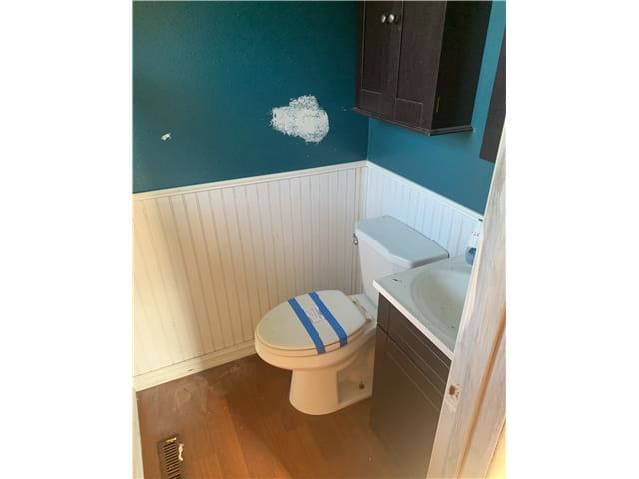 511 Sunset Cir photo