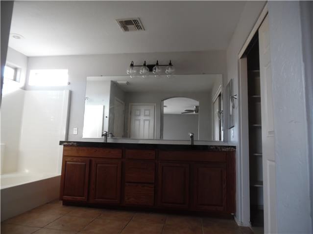 25884 W Elizabeth Ave photo