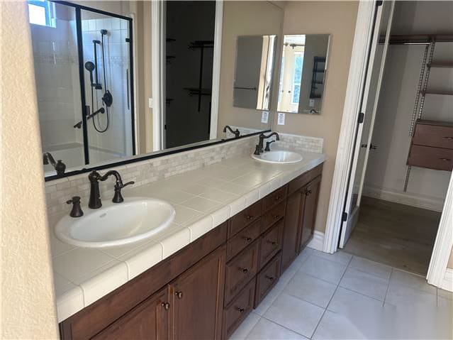 1611 Gamay Ln photo