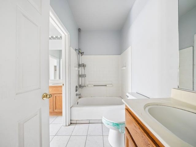 97 Manchester Dr photo
