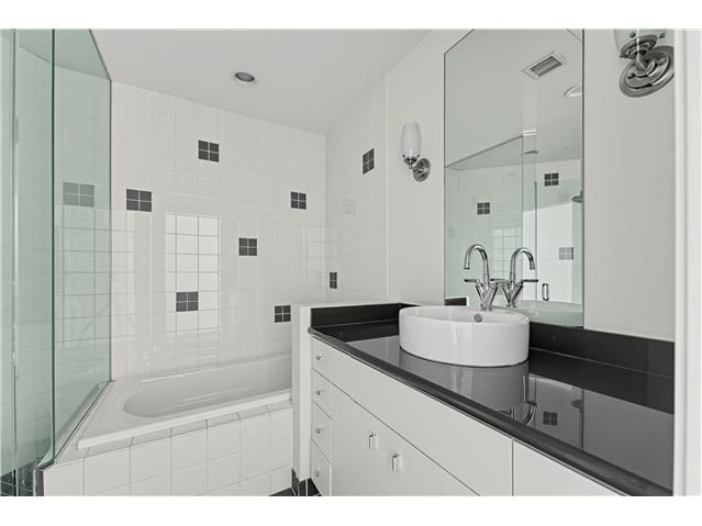 1100 Wilshire Blvd #2207 photo