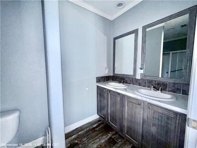 2518 Touro St photo