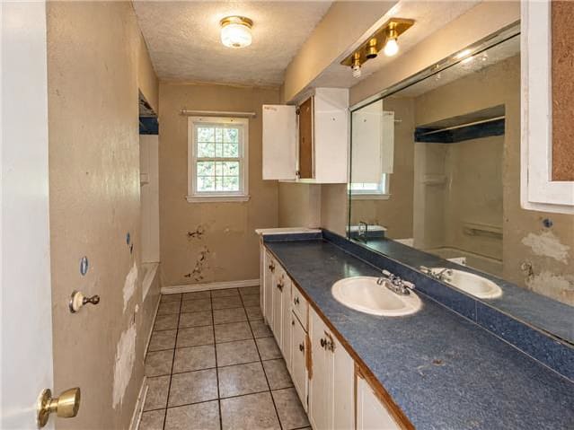 13910 Calhoun Rd photo