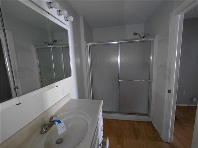 320 Mckinley Ave photo
