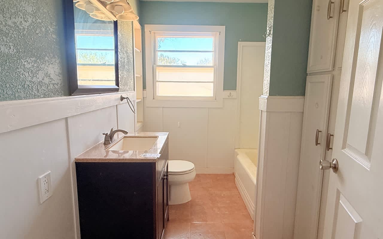 105 N Wasson Dr photo
