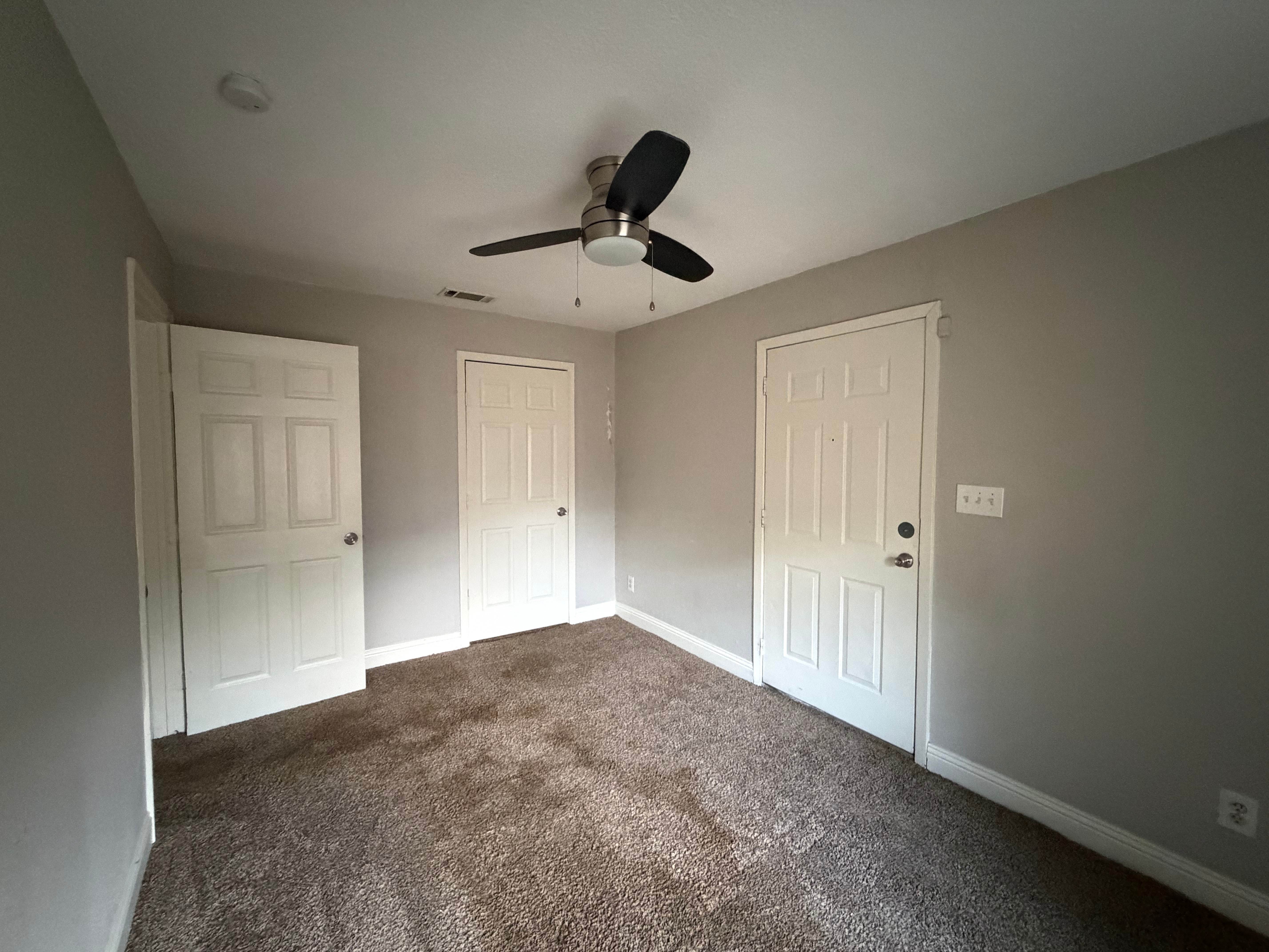 441 Goldwood Dr photo