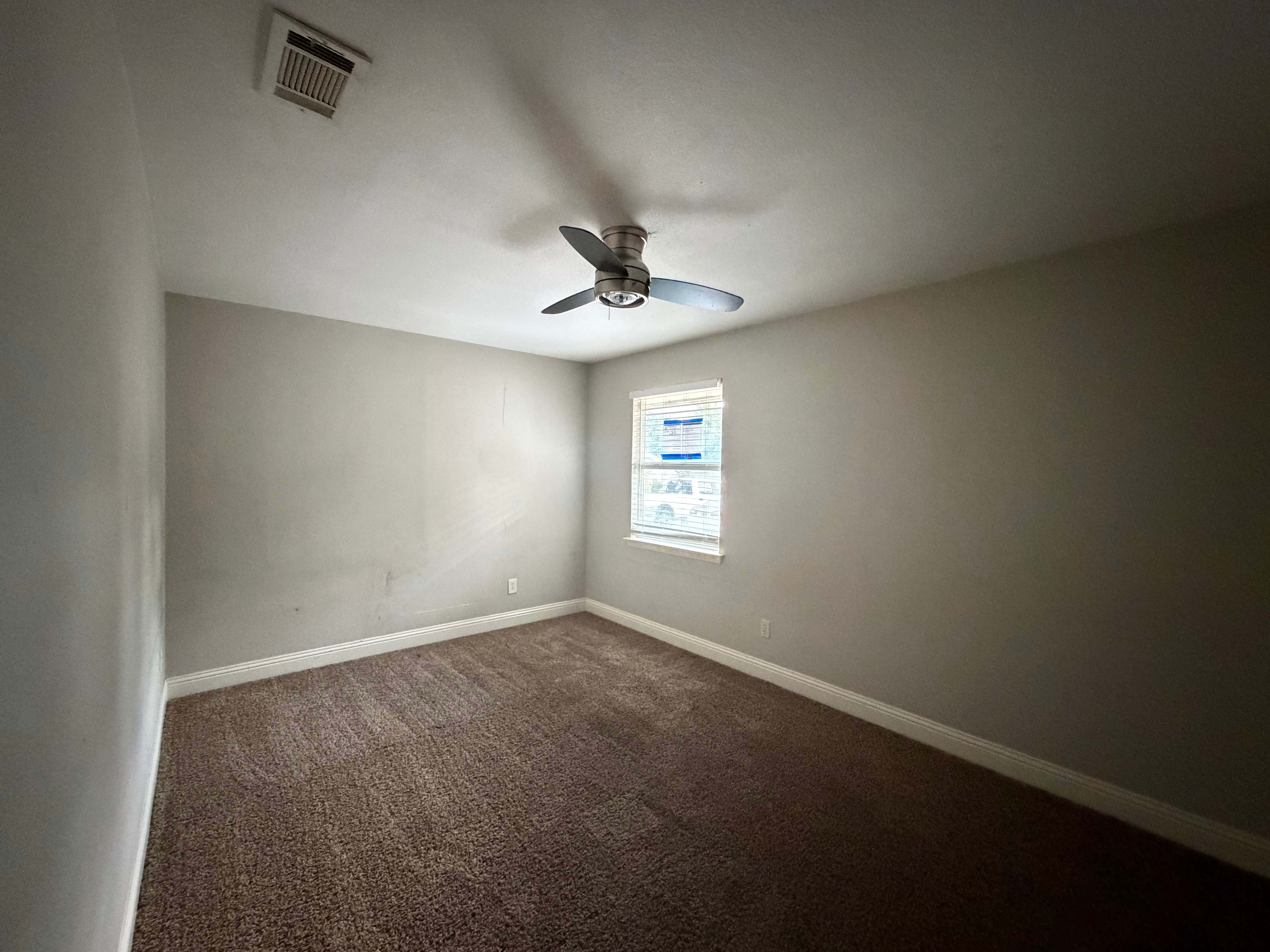 441 Goldwood Dr photo