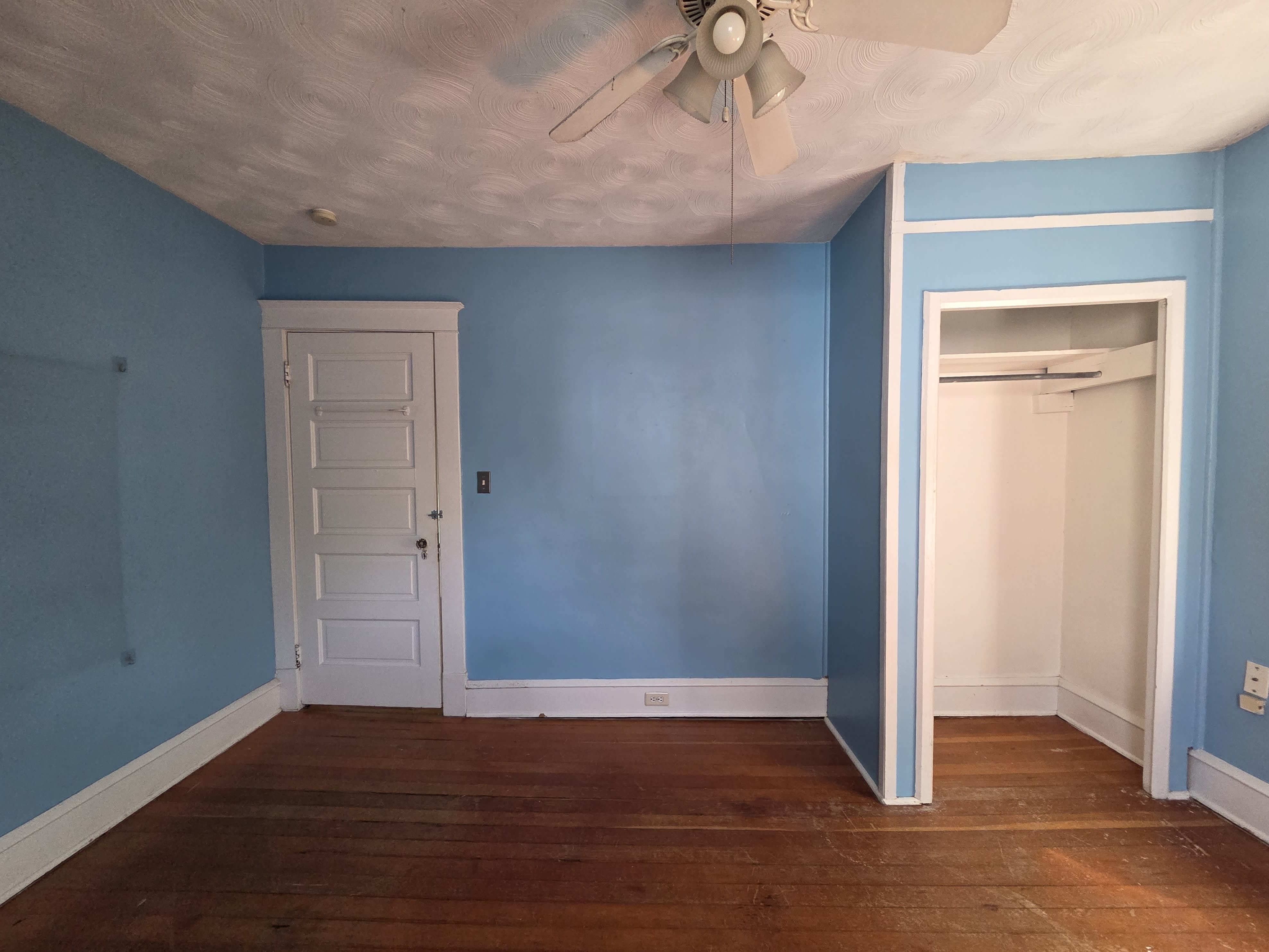 232 53rd St photo