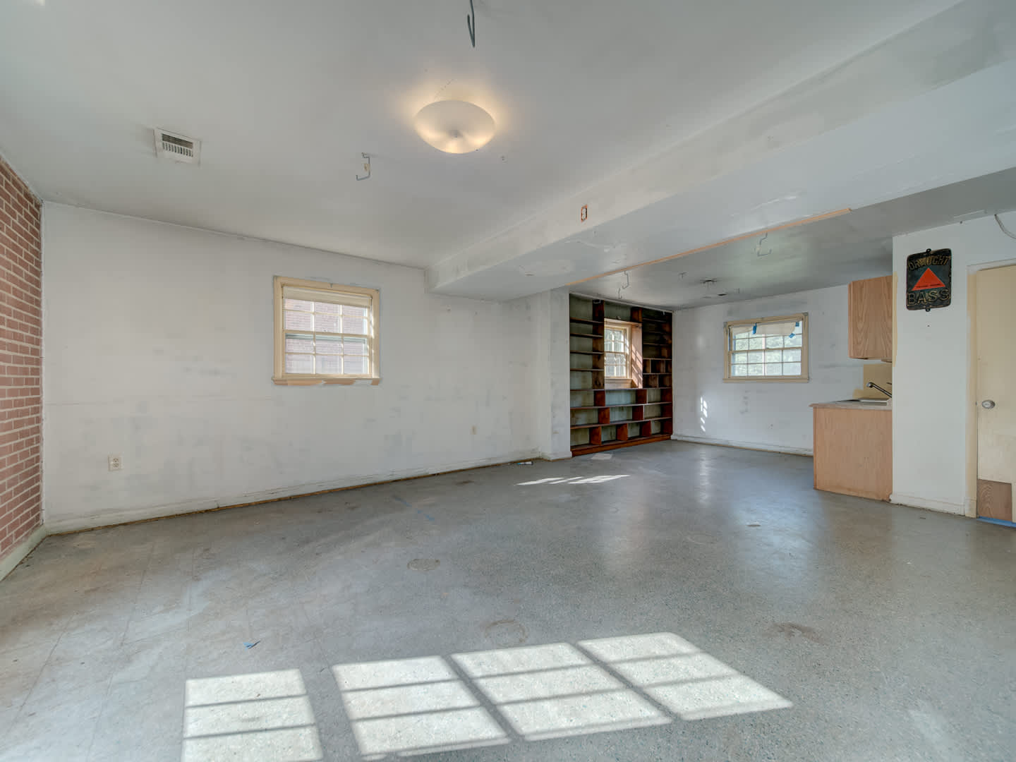 9842 Belhaven Rd photo
