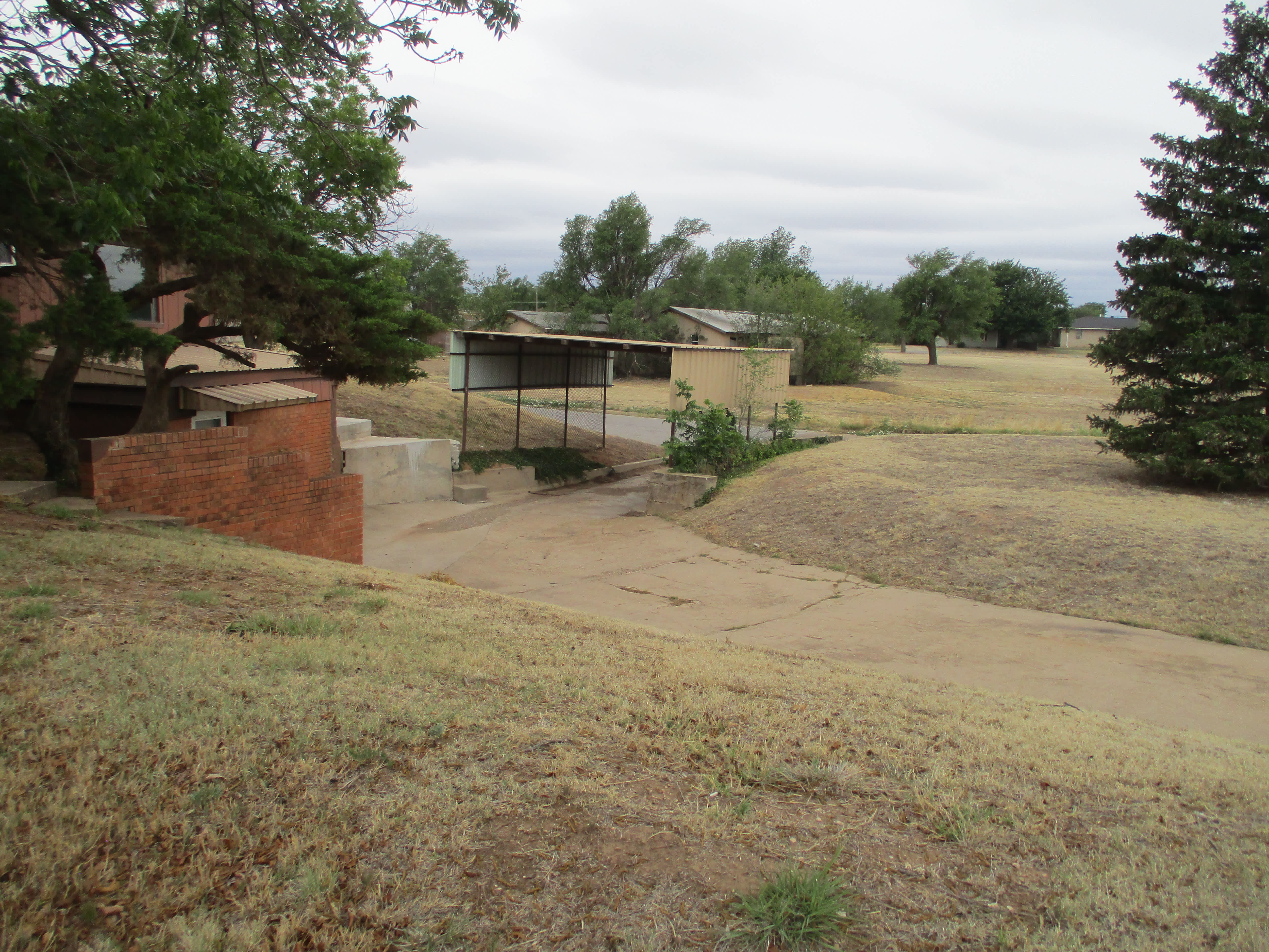 1200 E Harvester Ave photo