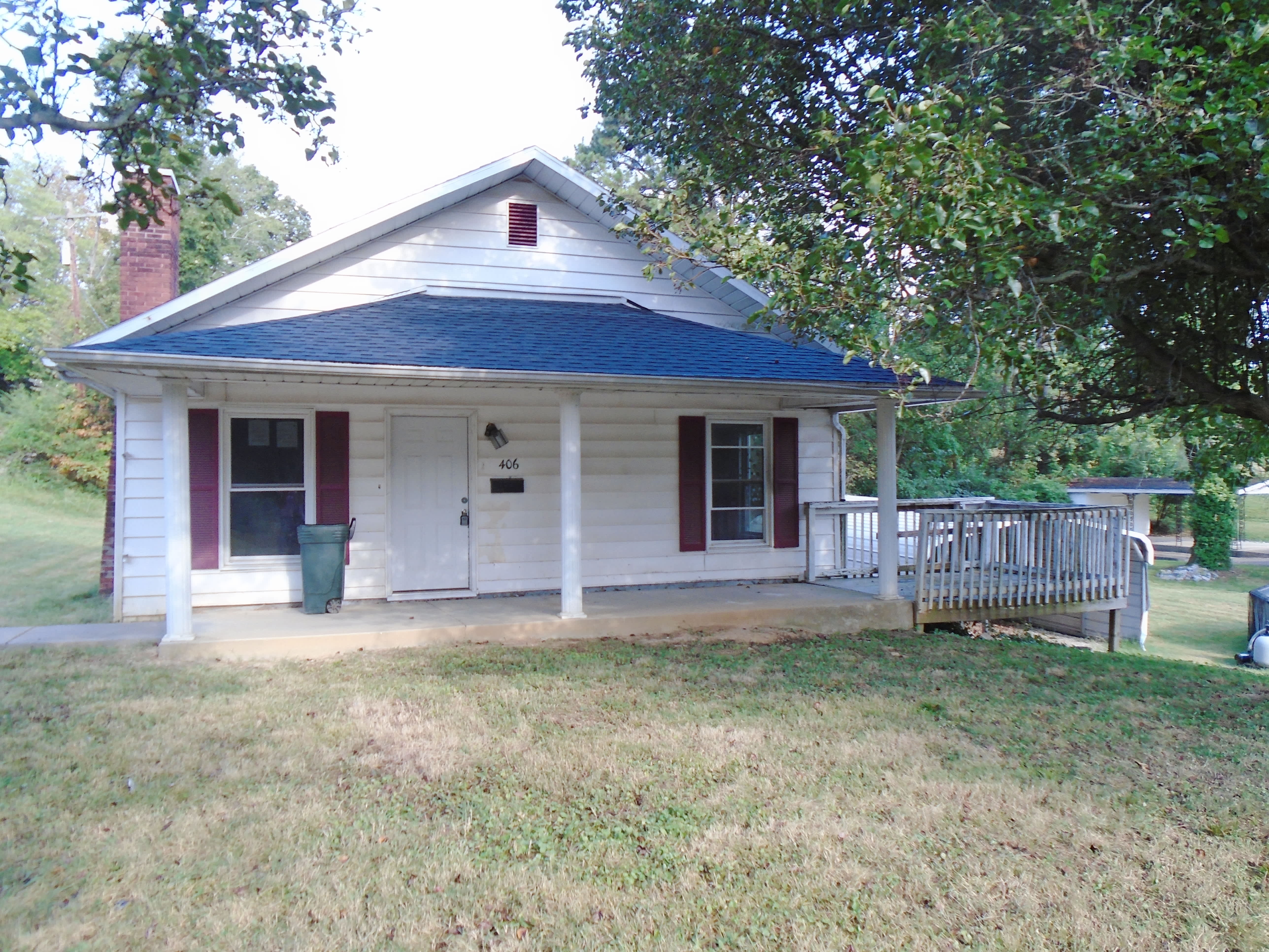 406 Walnut St