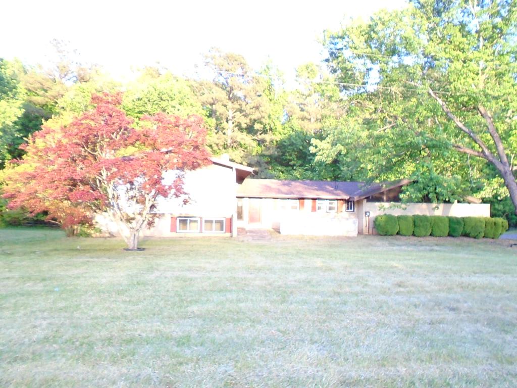 Single Family Home 3BR 2.5BA — 16203 W Patrick Henry Rd, Montpelier, VA
