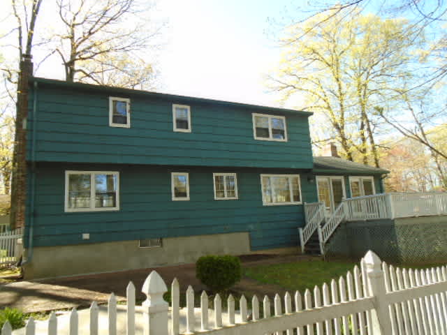 2 Fairfield Ln photo