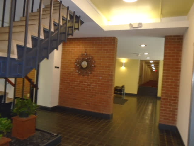 31 Woodland St 9l photo