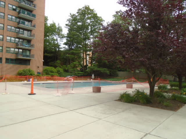 31 Woodland St 9l photo