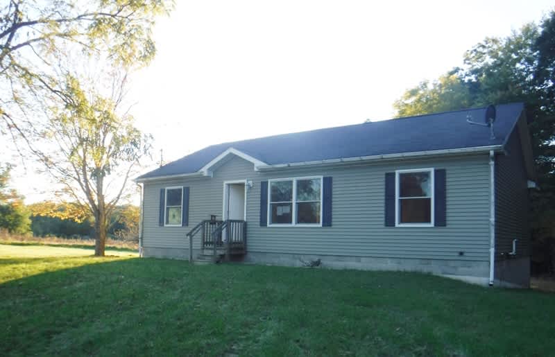 Photograph of 14250 29th St, Gobles, MI 49055