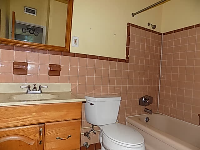 1000 Dartmouth Dr photo