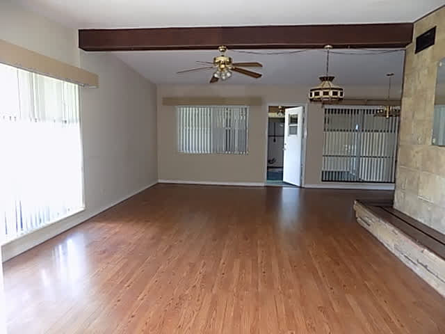 1000 Dartmouth Dr photo