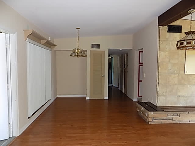 1000 Dartmouth Dr photo