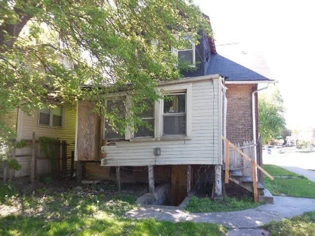 556 W 111th St photo