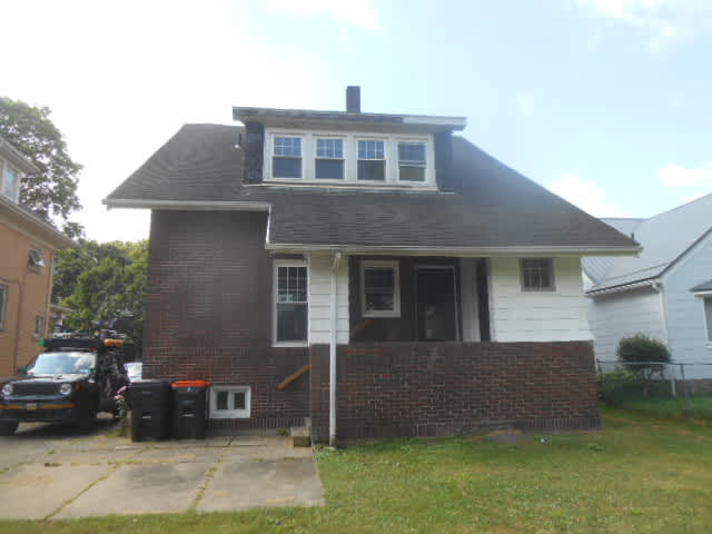 27 W Frederick Stre photo