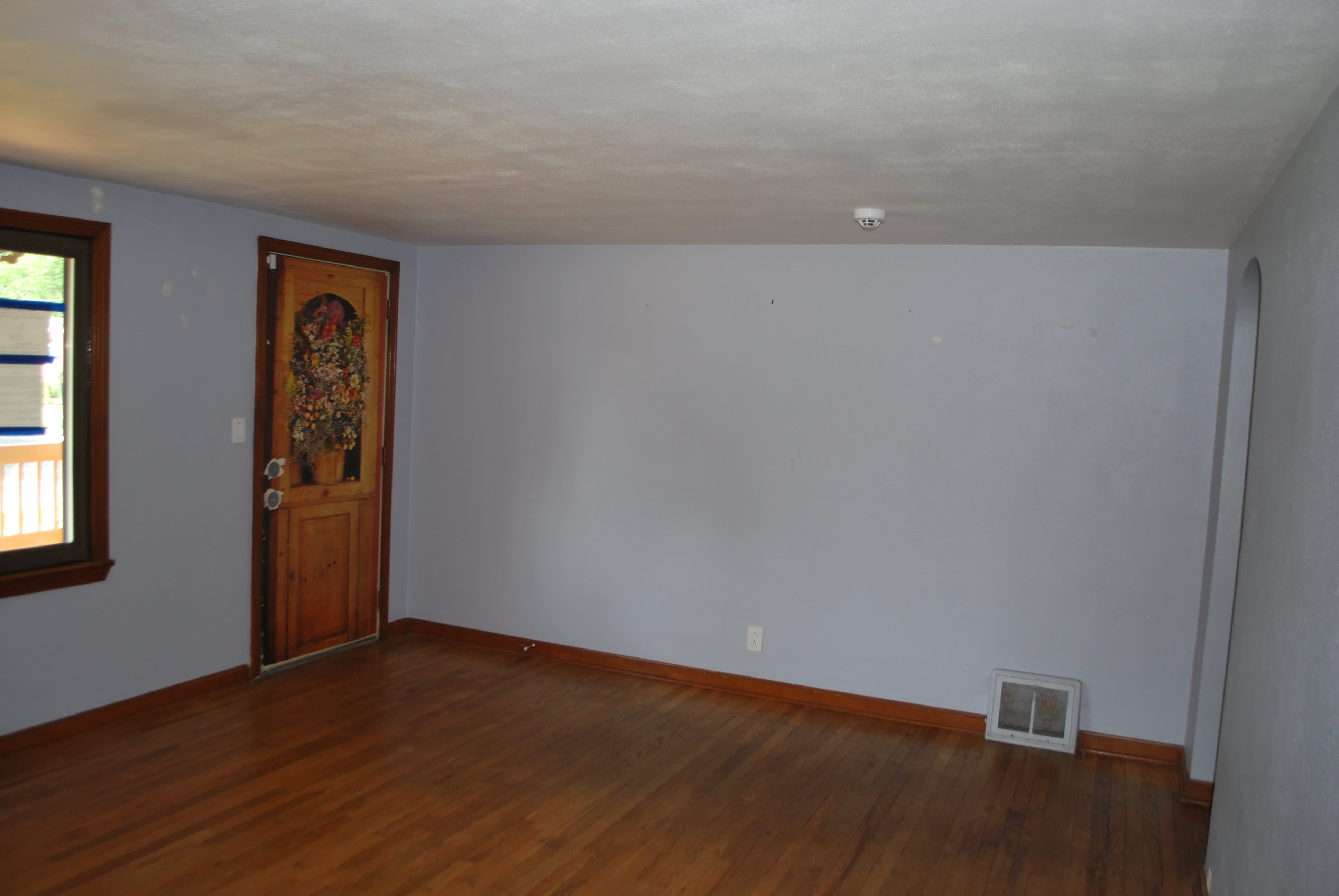 209 Sipple Ave photo