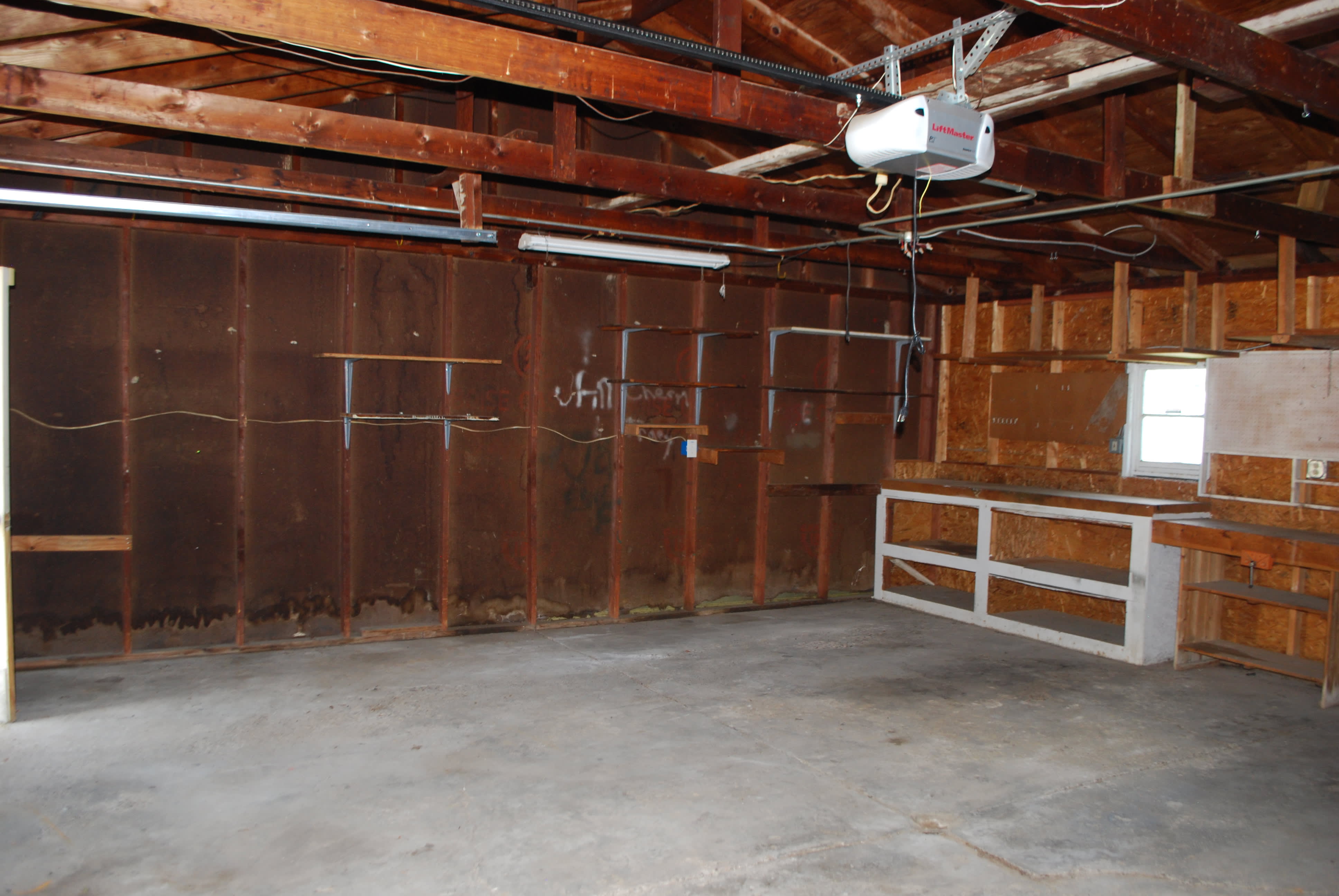 209 Sipple Ave photo