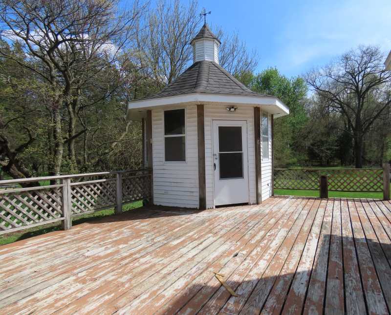 305 W 100 S photo