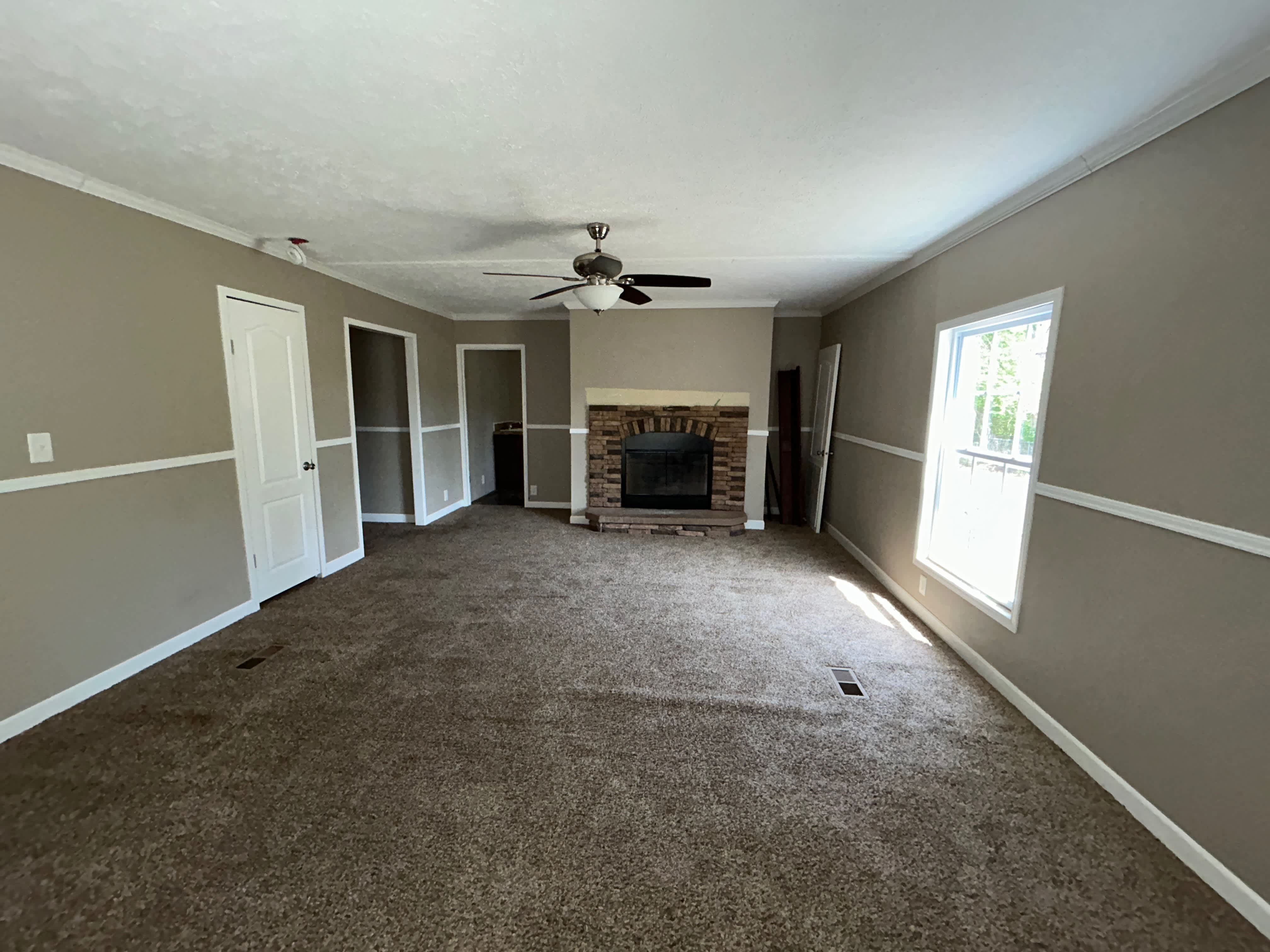 1625 Hannah Pond Rd photo