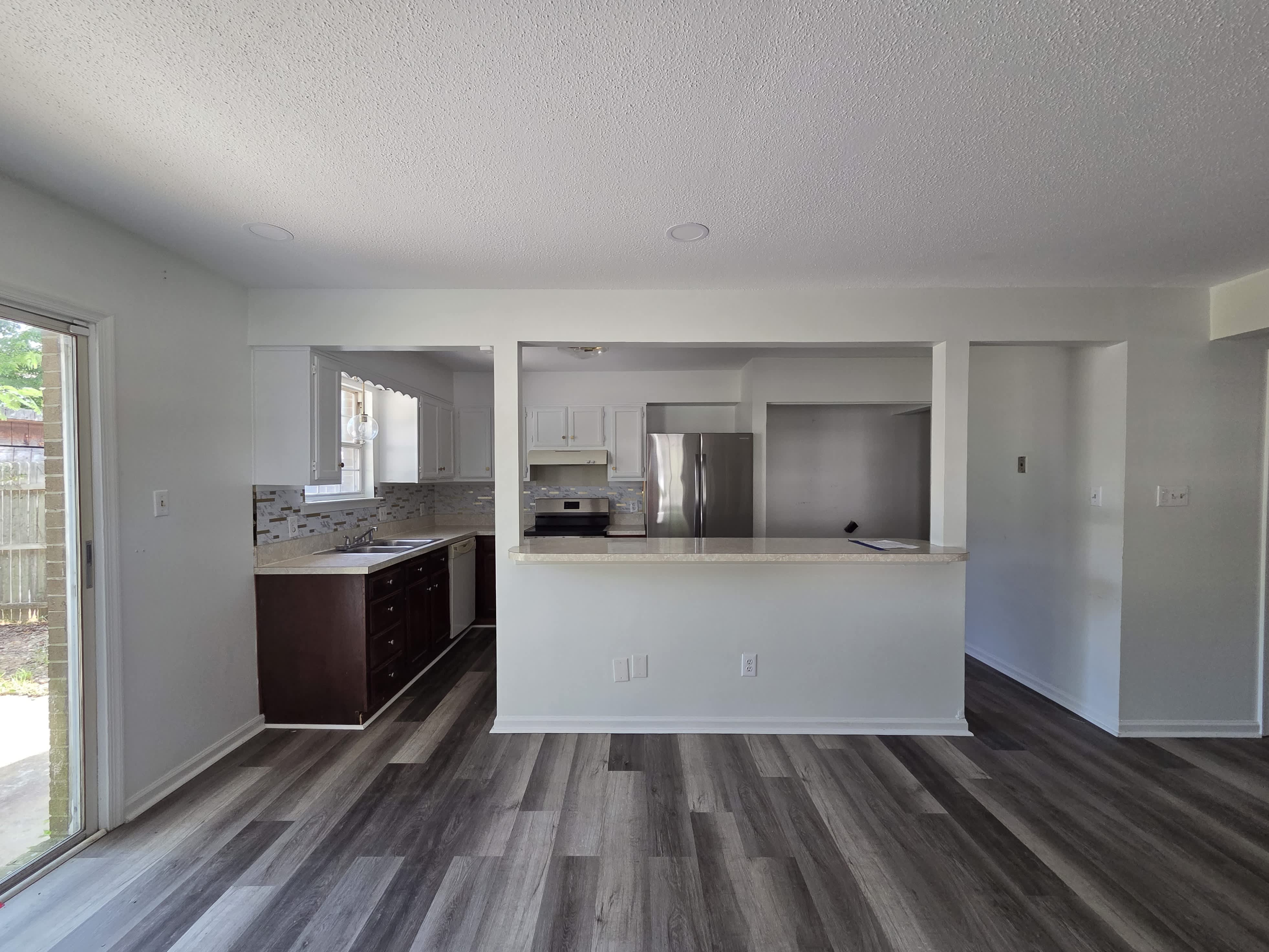101 Hampstead Ct photo