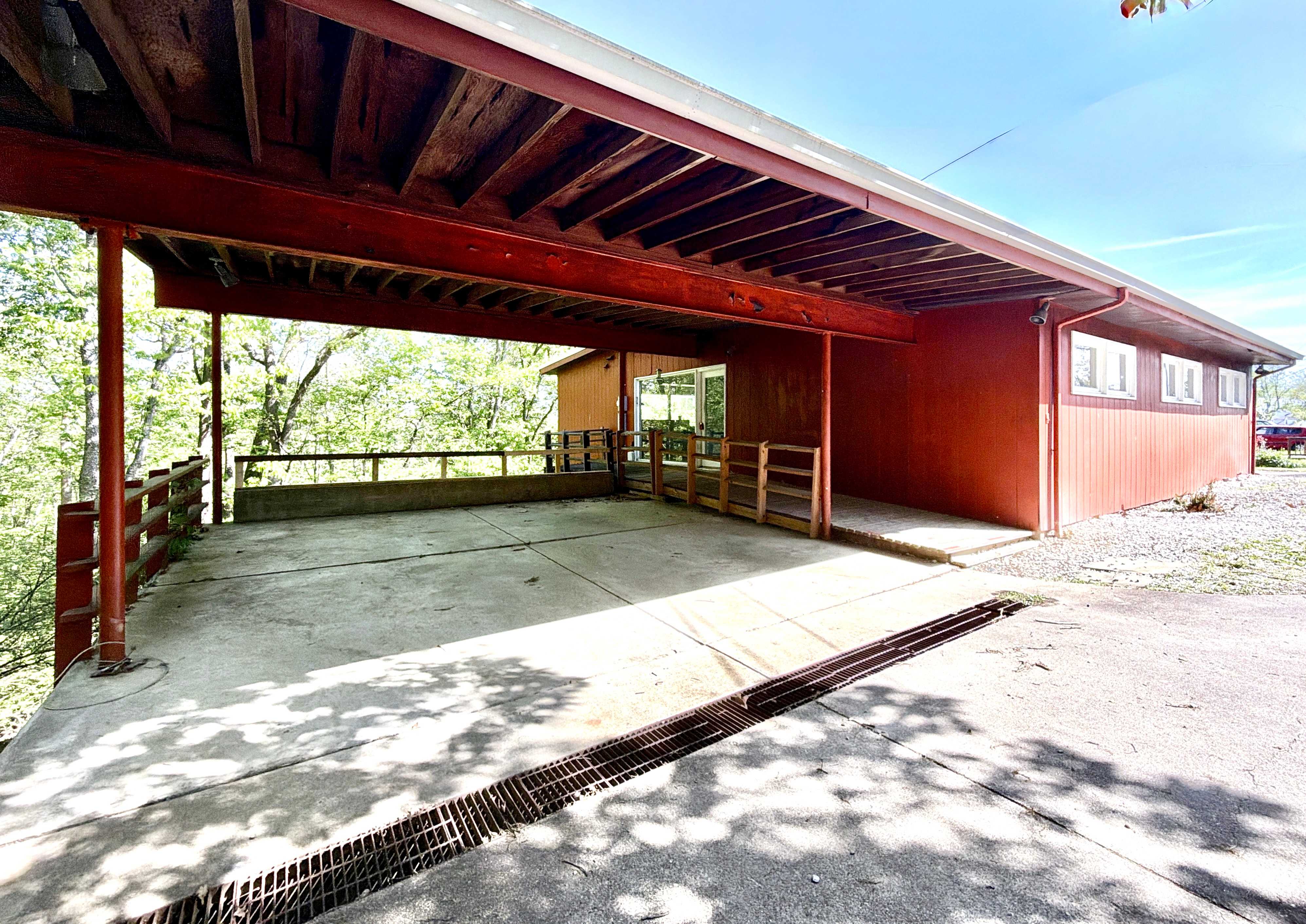 1534 Summit Dr photo