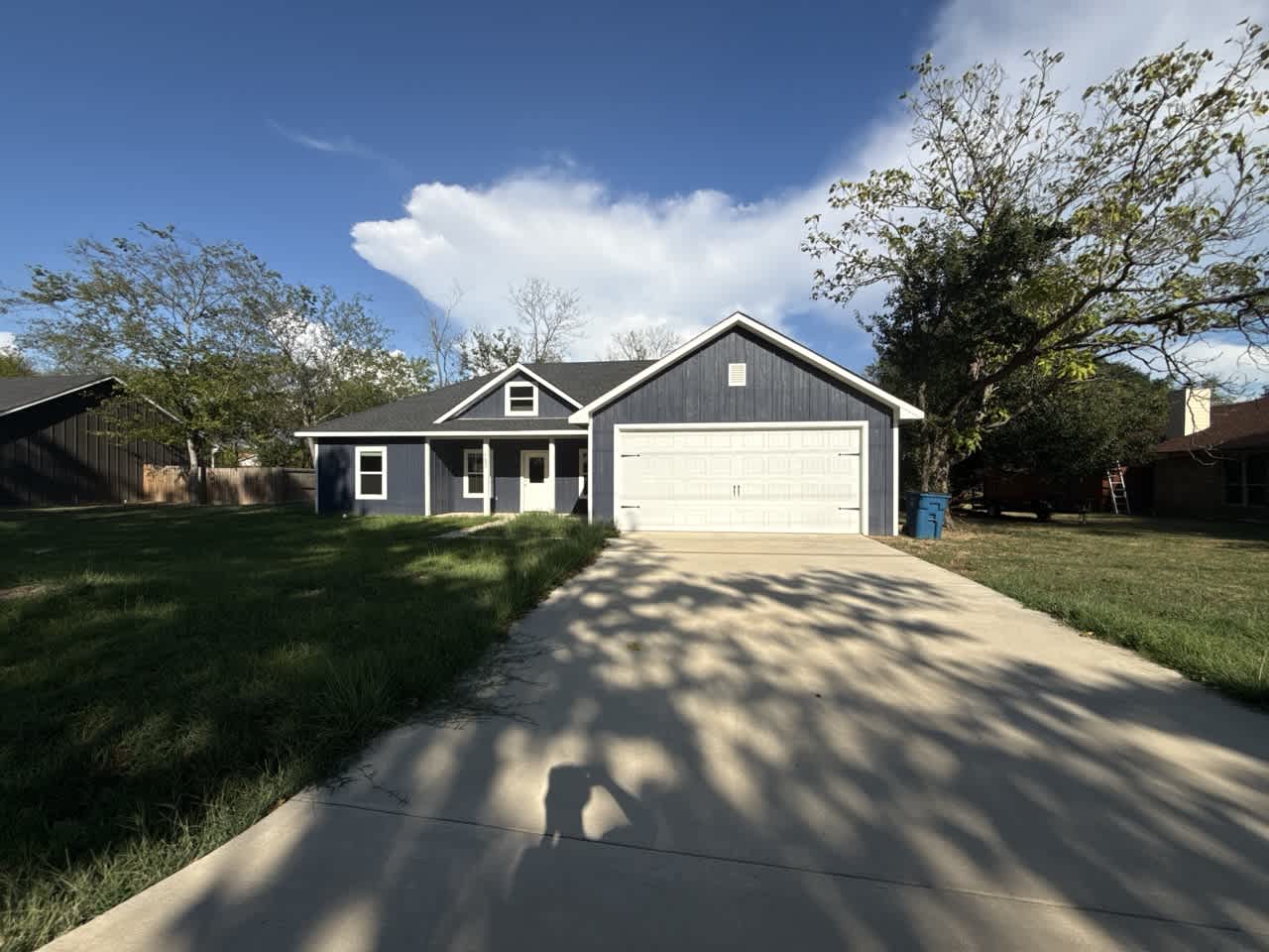 Photograph of 180 N Oak Place, Van, TX 75790