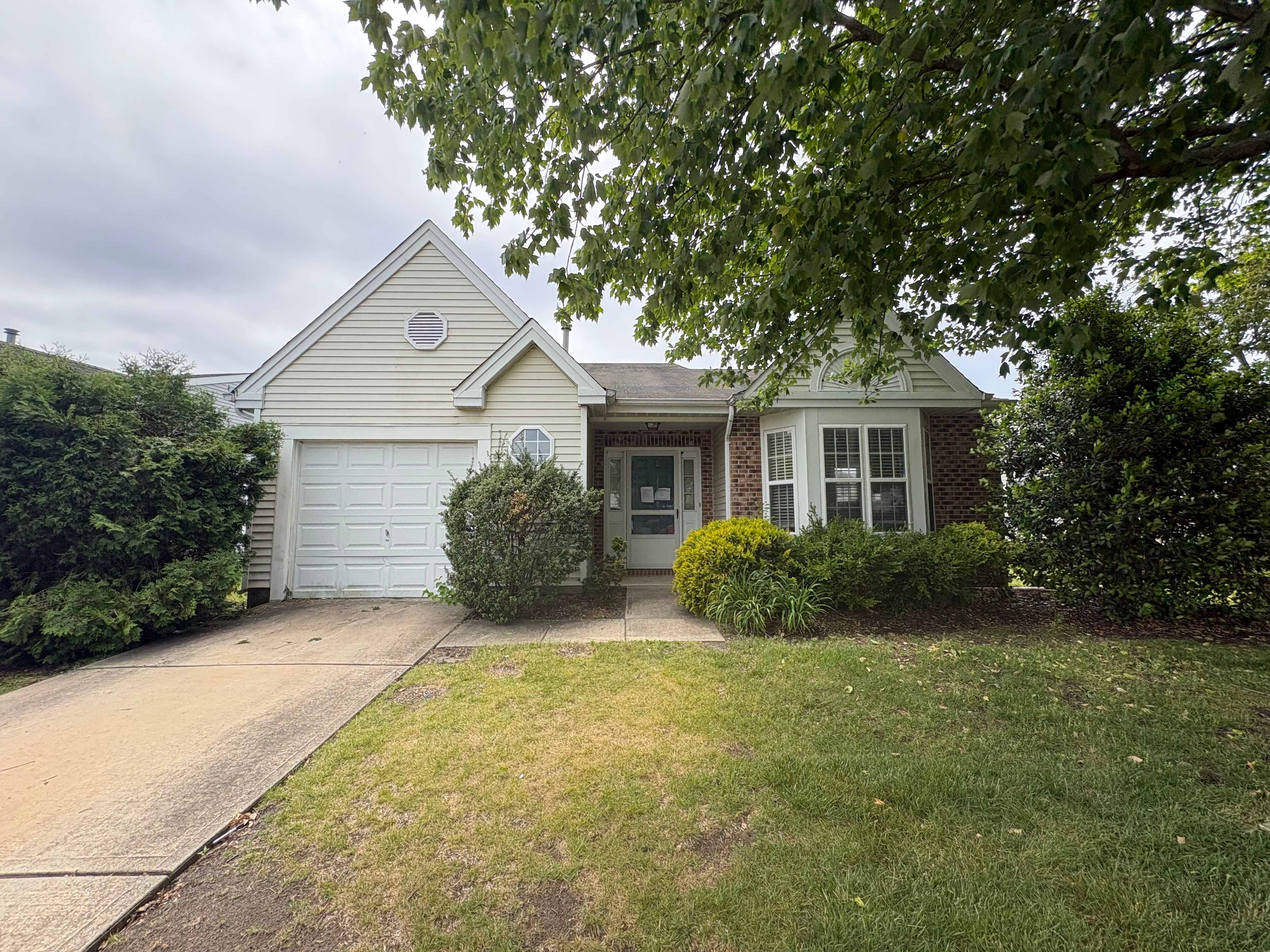 Photograph of 410 Elderberry Ct, Mount Laurel, NJ 08054
