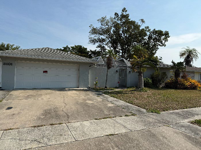 Single Family Home 5BR 2BA — 3101 Bispham Rd, Sarasota, FL