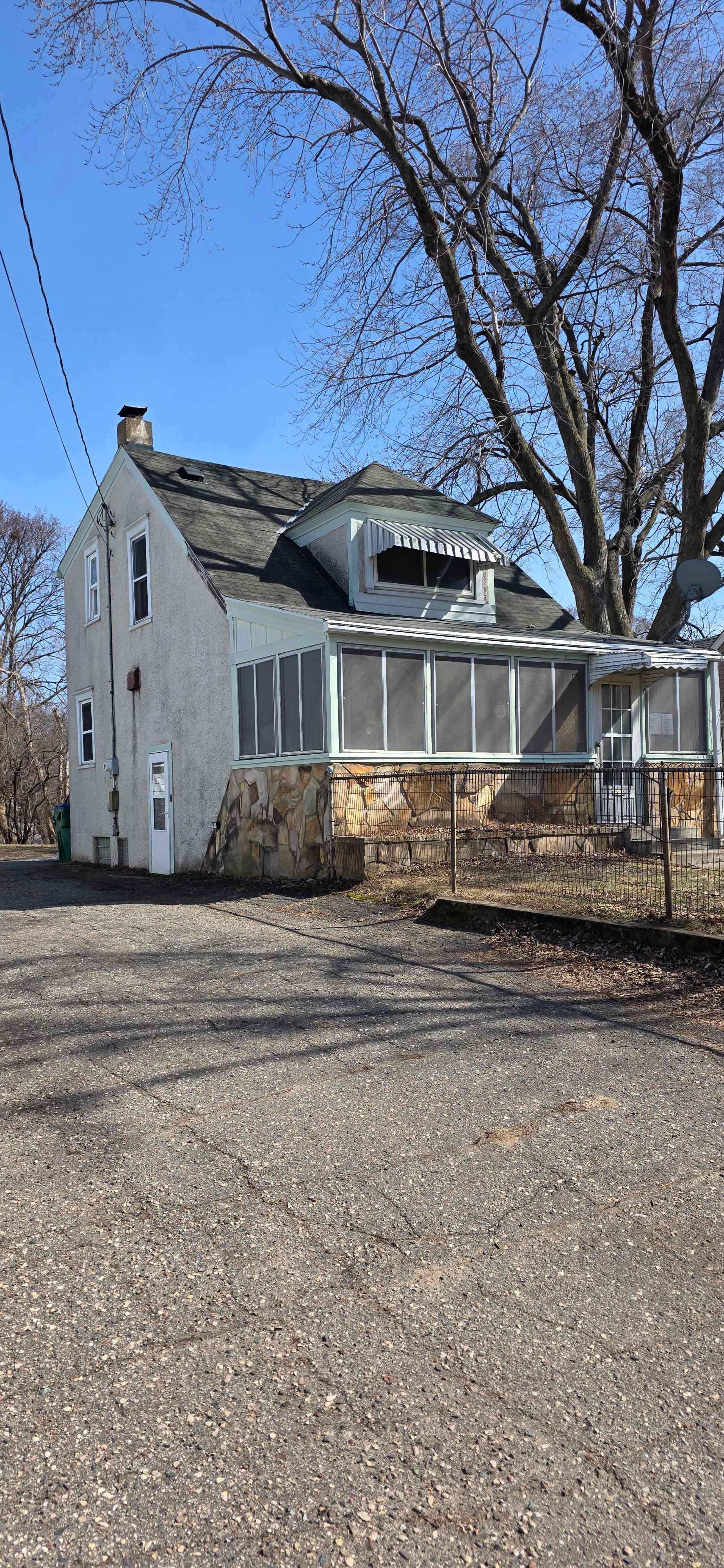 Photograph of 4067 Brookside Ave, Saint Louis Park, MN 55416