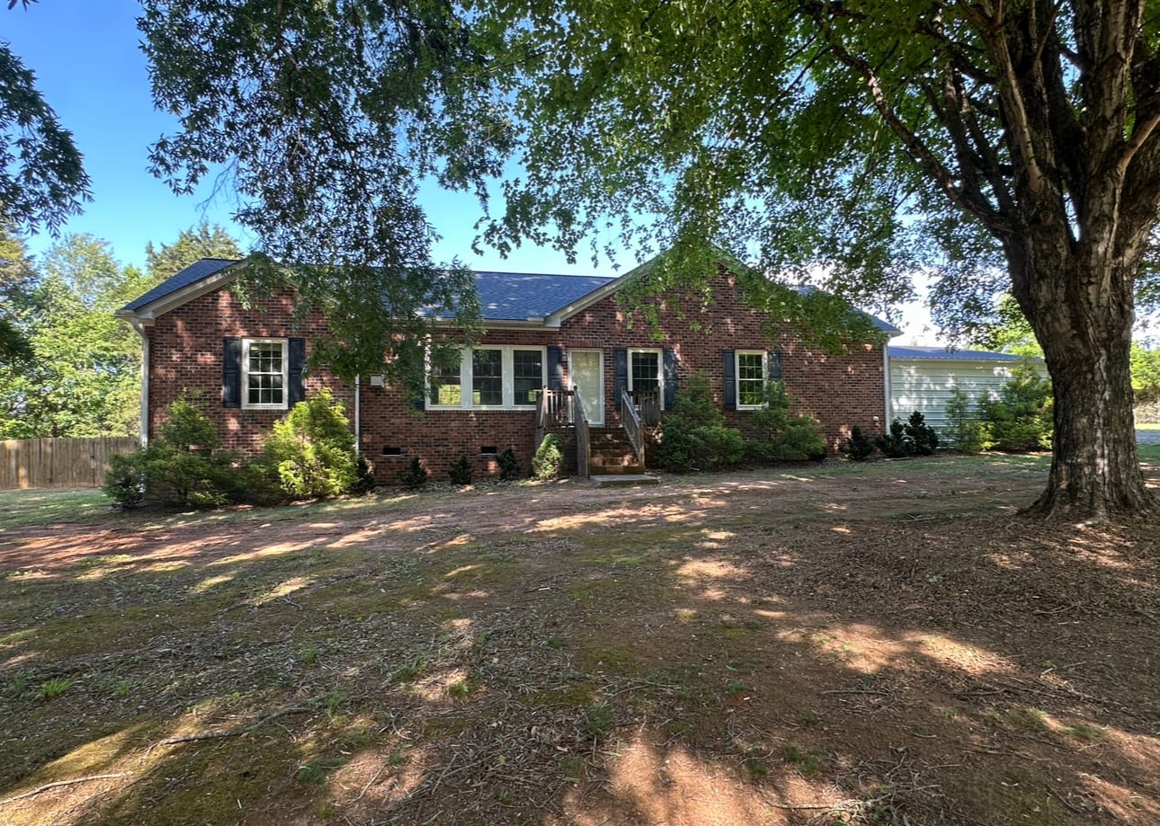 Photograph of 172 Jesse King Rd, Advance, NC 27006