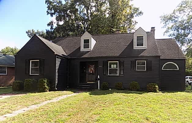 Photograph of 212 Royal Oak Ave, Colonial Hgts, VA 23834